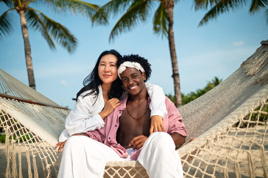 Representing reliable travel assistance, connectivity at a peaceful beach resort on summer vacation