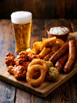 Pub Snack Platter With Beer &ndash; AI Generative