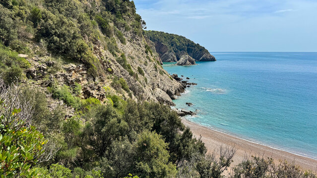 Canj coastline near Kraljicna beach with rocky cliffs and turquoise sea