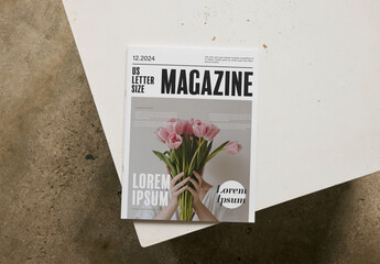 Mockup Of Us Letter Magazine With Customizable Cover