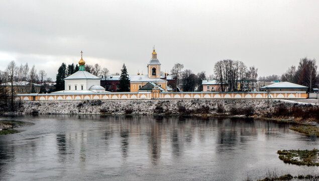 The Msta River and the Holy Spirit Jacob Borovichi Monastery. Borovichi, Novgorod Oblast, Russia