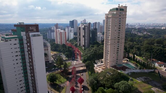 drone da Rua do Outono em Curitiba
