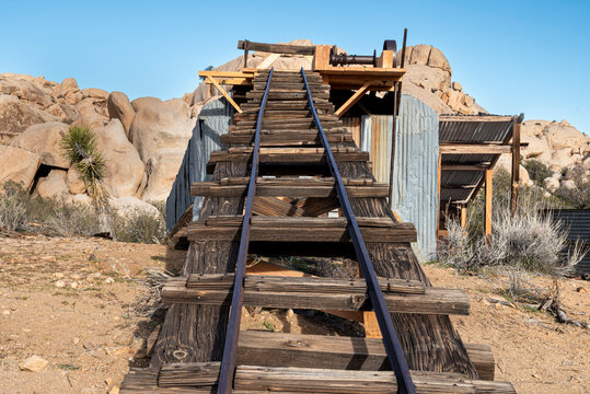 Wall Street Mine - Goldmine