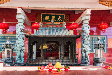 Longshan Temple, Shuangyuewan, Huidong, Huizhou, Guangdong, China © hu