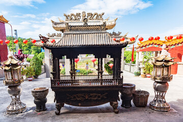 Longshan Temple, Shuangyuewan, Huidong, Huizhou, Guangdong, China © hu