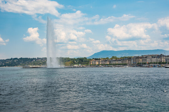 Fountain in the lake in the city of Genova in Switzerland