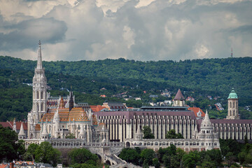 Obraz premium Budapest - Ungheria La Chiesa di San Mattia e il Bastione dei Pescatori