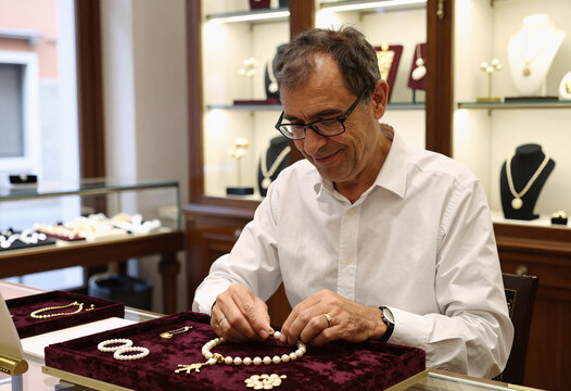 Jewelry Store Owner in Venice