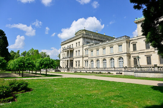 Villa H&uuml;gel