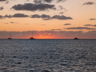 Obraz premium Sunset over the Sea