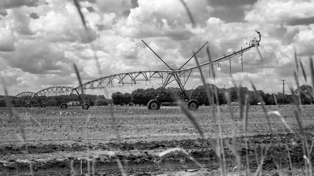 Center pivot irrigation