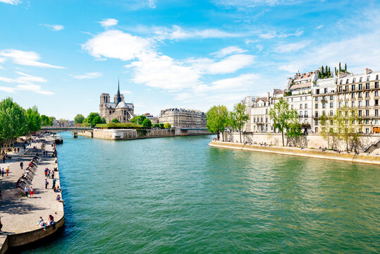 France, Paris, Seine River and Notre-Dame