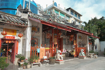 Obraz premium Bangkok, Thailand - May 14, 2026: Urban life and street views in Chinatown district of Bangkok
