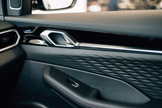 Window control buttons on car doors