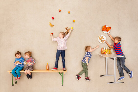 Children having lunch braek
