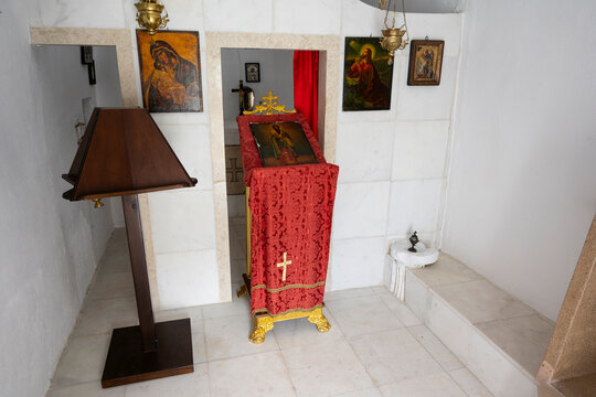 in der griechisch orthodoxen Kapelle Agios Georgius einem Ausgangspunkt zum Geisterdorf Palao Pyli - Insel Kos, Griechenland