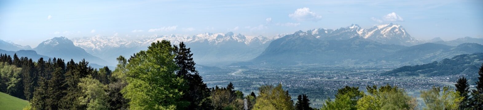 Bregenz, &Ouml;sterreich: Panorama des Rheintals