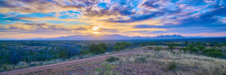 Obraz premium Sunrise over Whetstone Mountains as viewed from Kentucky Camp, Arizona.
