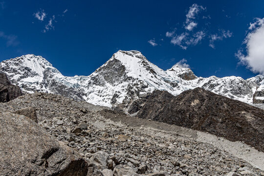The Surreal Blues of Laguna Par&oacute;n - Peru