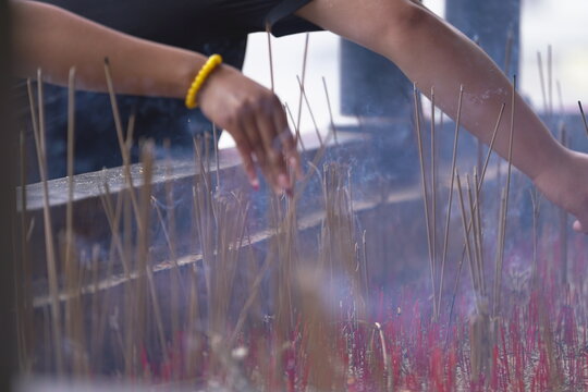 Guang Ren Temple Incense Ritual