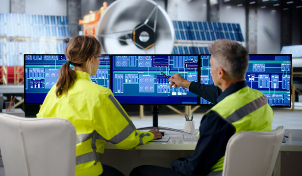 Two Engineers Collaborate On SCADA Screens