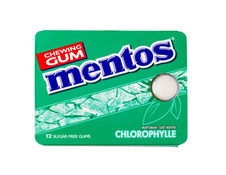 Mentos chewing gum, chlorophyll flavor, with 12 sugar-free pieces