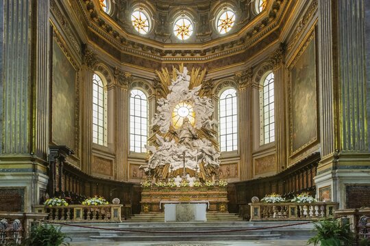 Altar room of the cathedral in the old town, Naples, Gulf of Naples, Campania, Southern Italy, Italy