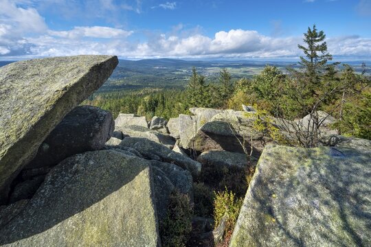View from the K&ouml;sseine over the forests of the Fichtelgebirge, sea of boulders on the summit, Wunsiedel, Upper Franconia, Bavaria, Germany