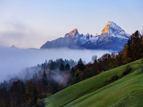 Watzmann with snow and on the left Sch&ouml;nfeldspitze above Hochnebel, Berchtesgaden, Berchtesgadener Land, Upper Bavaria, Bavaria, Germany