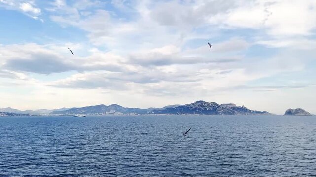 sortie du port de Marseille