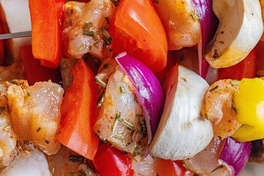 CHICKEN-AND-VEGETABLE-SKEWERS-PREPARATION-FOOD-ILLUSTRATION