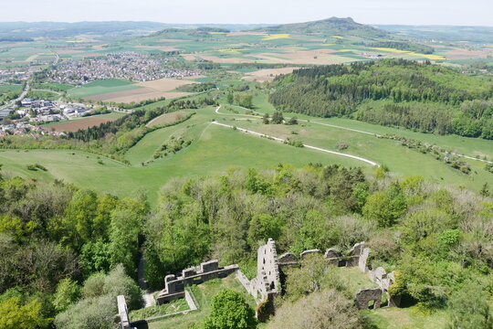 Blick von Berg und Festung Hohentwiel bei Singen in die Landschaft des Hegau