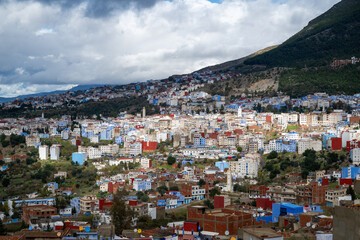 Fototapeta premium Hillside Cityscape - Chefchaouen, Morocco