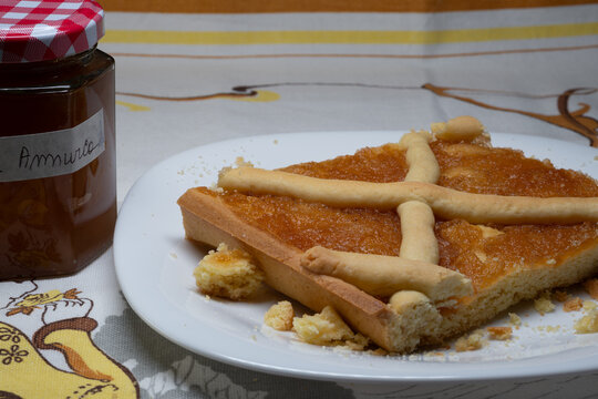 Tart with Annurca apple jam
