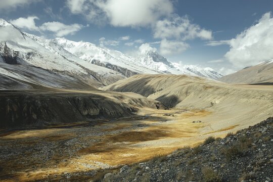 Abandoned settlement, high valley of the Wakhan corridor, behind it Hindu Kush, Wakhan corridor, Badakhshan, Afghanistan