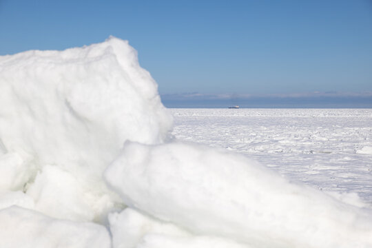 Frozen Baltic Sea, R&uuml;gen, 2026