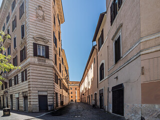 Fototapeta premium Shaded Narrow Roman Deserted Alleyway