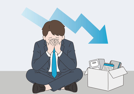 解雇されたビジネスマンの挫折と荷物箱 経済下落 グラフィック素材 / Fired office worker with belongings box and declining arrow graphic / 실직 후 좌절하는 직장인과 하락 화살표 경제 불황 그래픽
