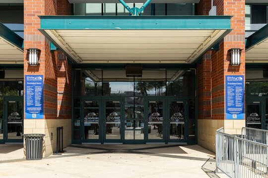 Jacksonville, FL, USA - May 15, 2026: VyStar Veterans Memorial Arena is an entertainment venue in downtown Jacksonville hosting concerts, sports, and family events. 