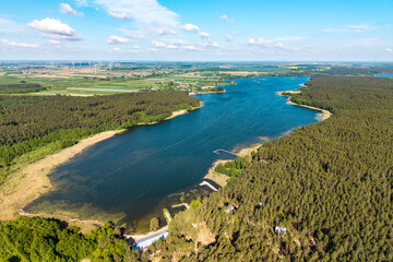 Jezioro Rajgrodzkie – jezioro leżące na terenie Pojezierza Ełckiego. Polska.  © Tomasz Warszewski