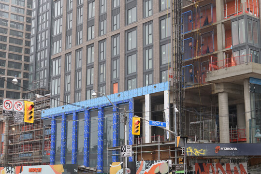 construction of Fitzrovia's Marlow, a 33 storey tower integrating the 1907 Beaux-Arts Kent School, on Dufferin St south of Bloor St W, Toronto