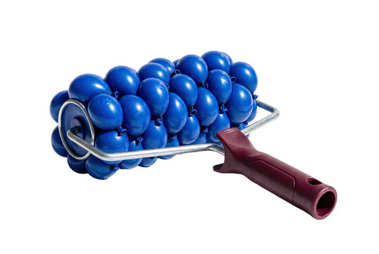 Paint roller tool featuring cylinder made of blue balloons