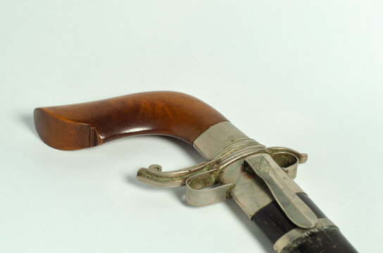 Traditional Gecong dagger of the Bugis people displayed on a white background, highlighting Indonesian craftsmanship and cultural heritage.