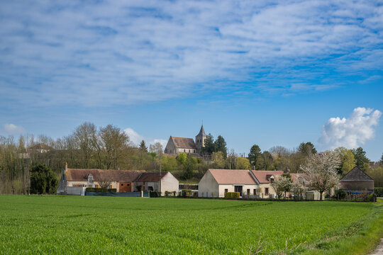 Villenauxe-la-Petite es una poblaci&oacute;n y comuna francesa, en la regi&oacute;n de Isla de Francia, departamento de Sena y Marne, en el distrito de Provins y cant&oacute;n de Bray-sur-Seine