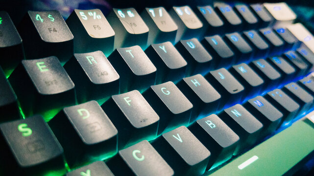 Teclado gamer en espa&ntilde;ol con luces 