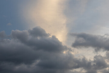 Obraz premium Dramatic Clouds at Dusk