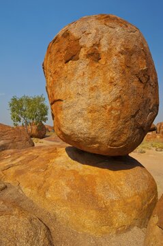 Granite boulders in the Devil's Marbles Conservation Reserve, Karlu Karlu, Northern Territories, Australia