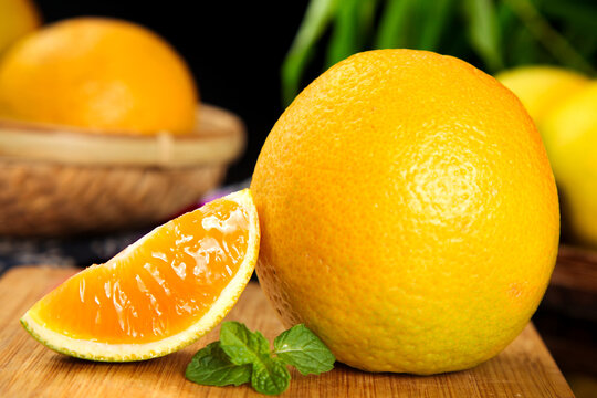 Fresh Orange Citrus from Zigui Hubei China Cut Slice Summer Vitamin C Fruit