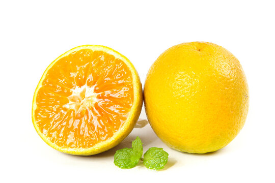 Fresh Orange Cut in Half with Mint Leaves - Zigui Hubei Citrus Fruit Summer Vitamin C