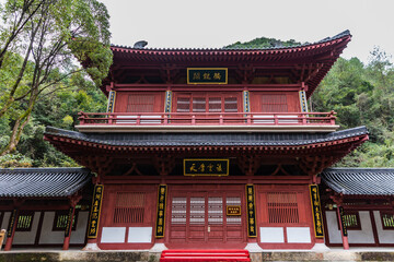 Obraz premium Ancestral Hall at Jinyun Mountain - Traditional Chinese Architecture